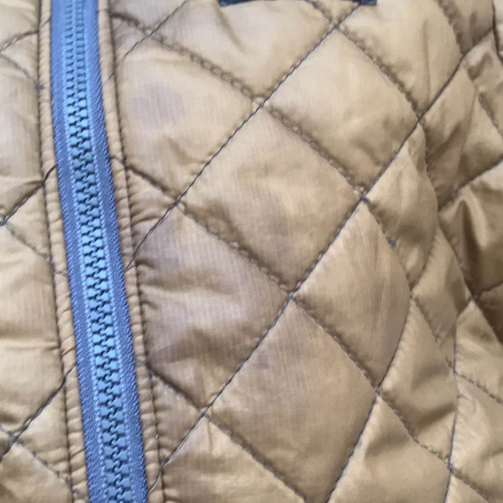 Patagonia Lightweight Puffer Jacket (size 5T)